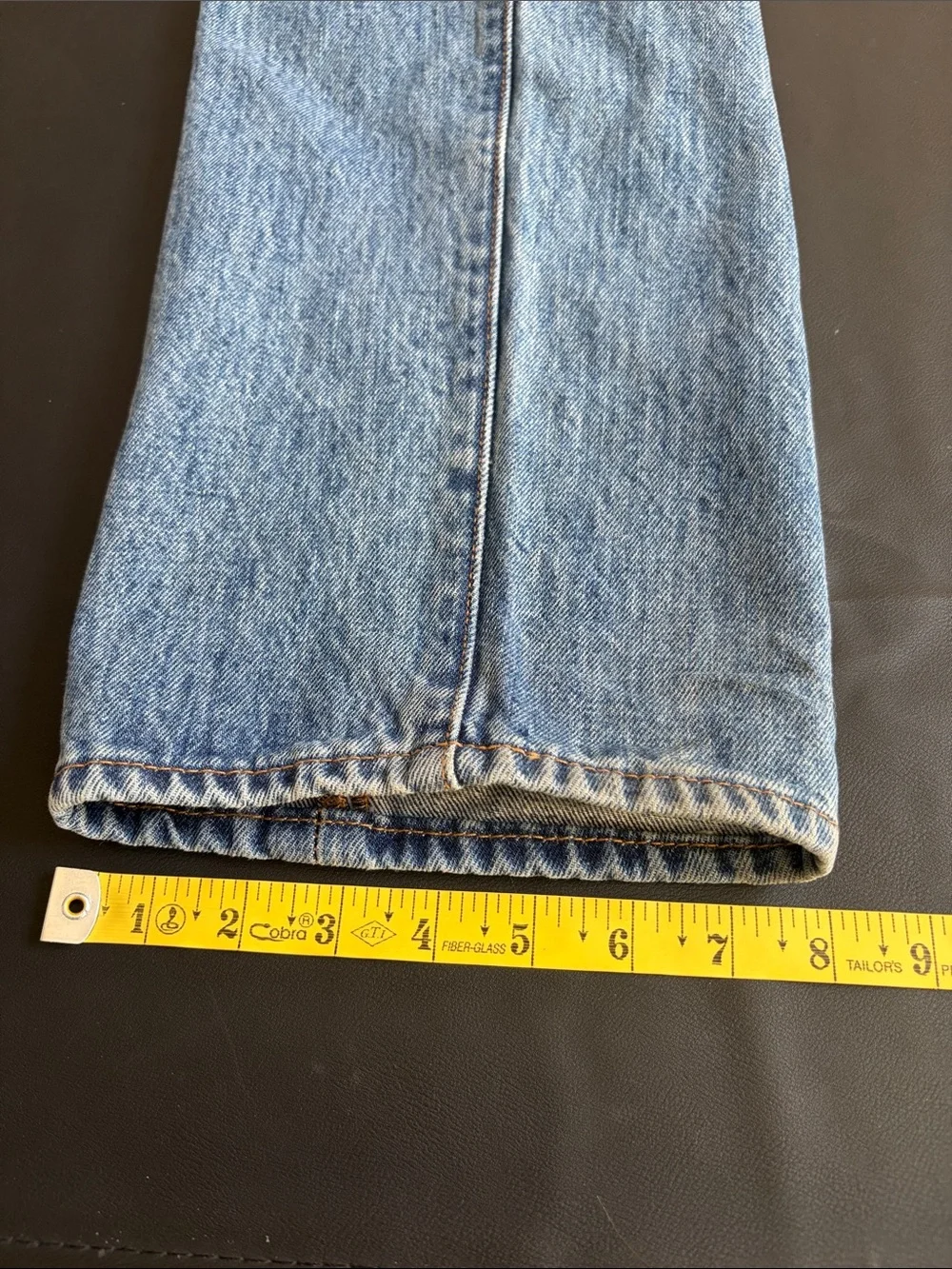 Levi’s 501 Original Fit Straight Leg Button Fly Jeans Men’s 34x34 Medium Wash